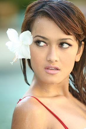 Julia Perez on Indonesia Hottest Sexiest Model Julia Perez Wallpapers Photos Pictures