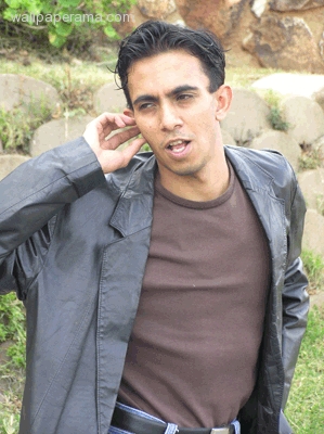 14-334-footprints-filmworks-omar-abdulla.gif