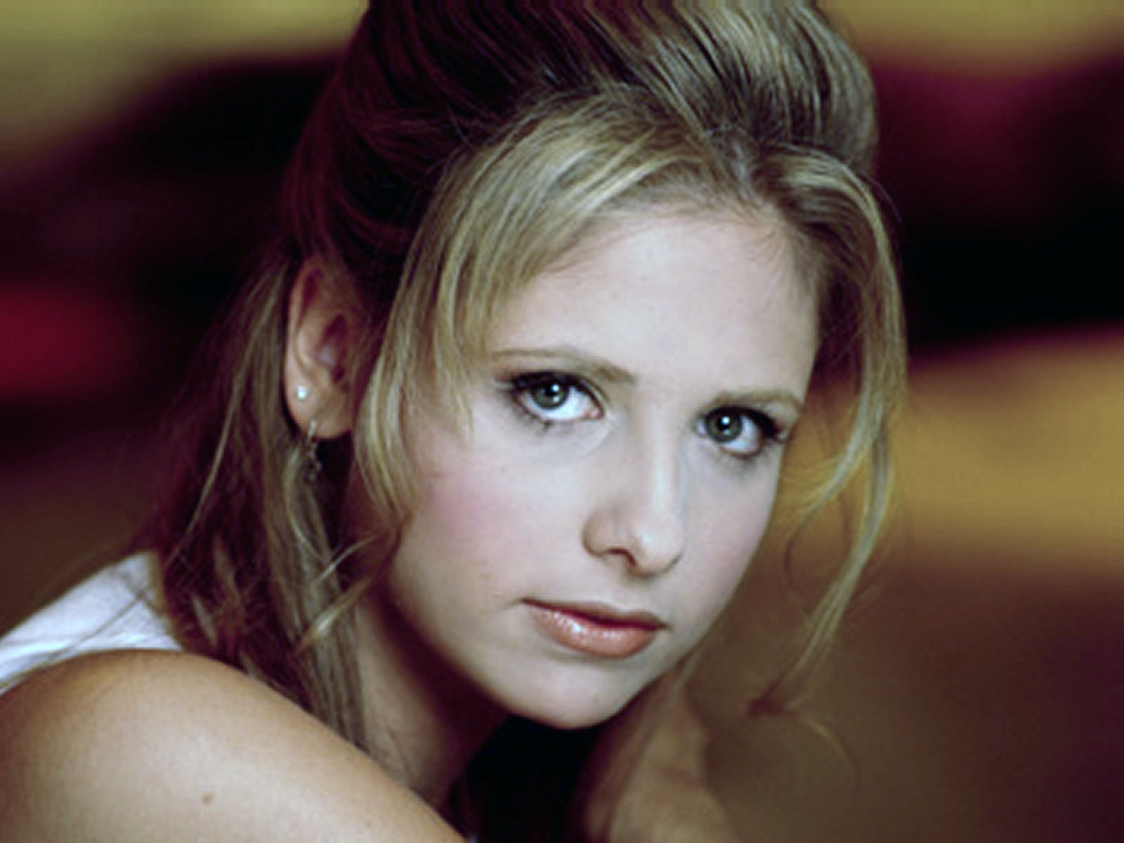 Sarah Michelle Gellar Wallpaper